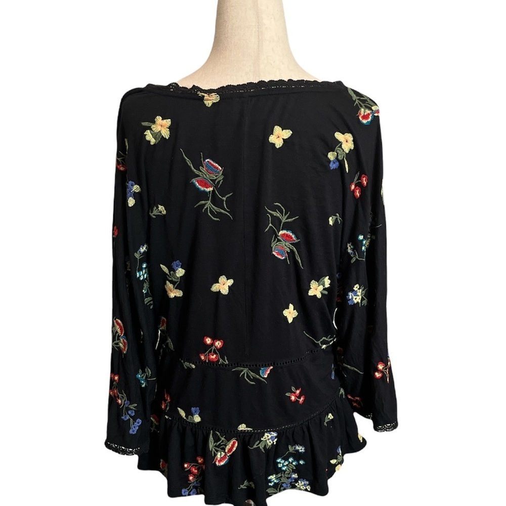 Anthropologie Parvati Flower Top - Picture 3 of 8